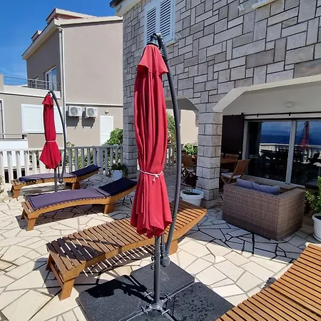 בית נופש Nada By Interhome