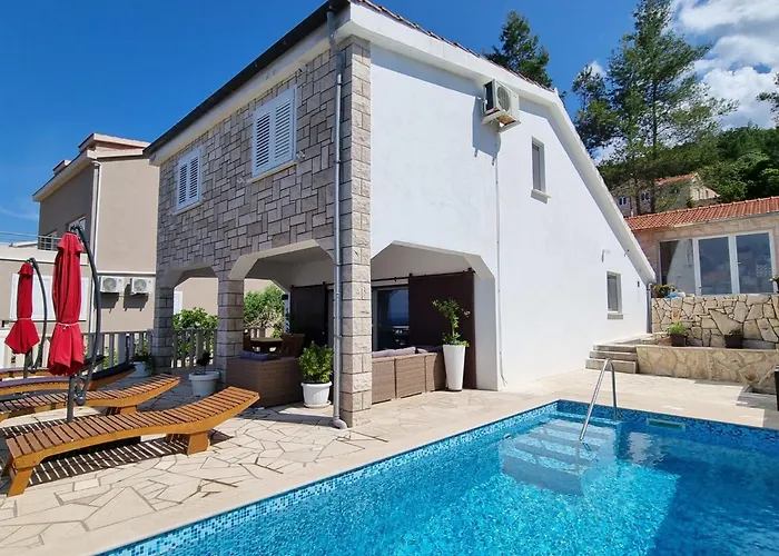 Holiday home Nada By Interhome